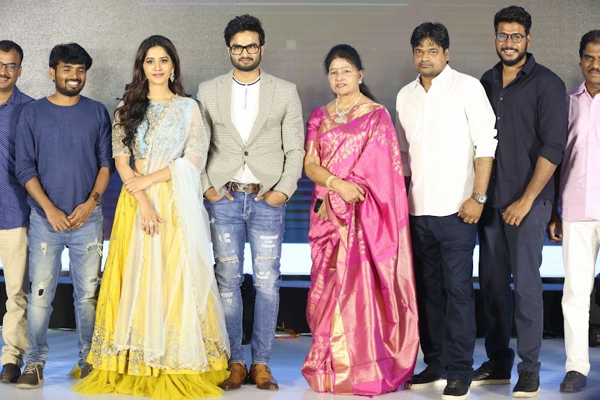 Nabha Natesh at Nannu Dochukunduvate Pre-Release