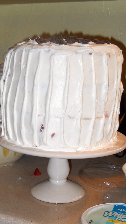 RME Boutique ~ Beautiful Blogging: Yummy Strawberry Cake that you too
