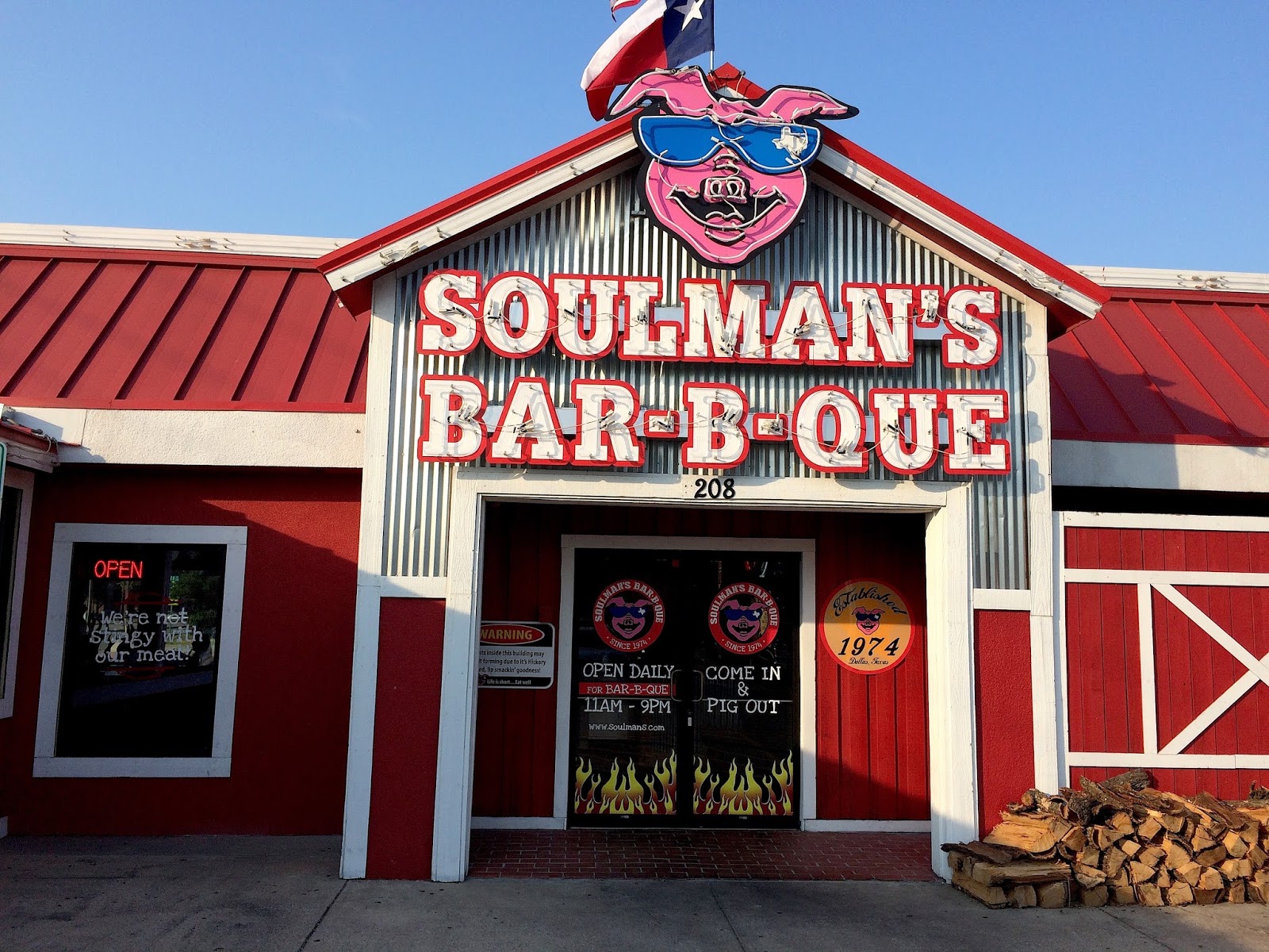 Livin The Good Life Soulman's BarBQue