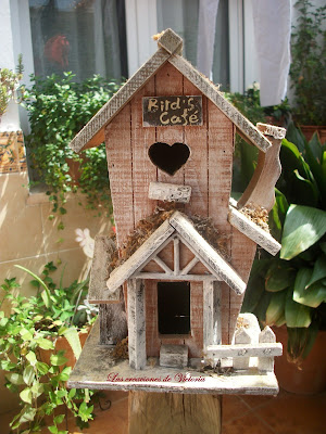 Las creaciones de Victoria.Casa de pájaros.Decoración 
