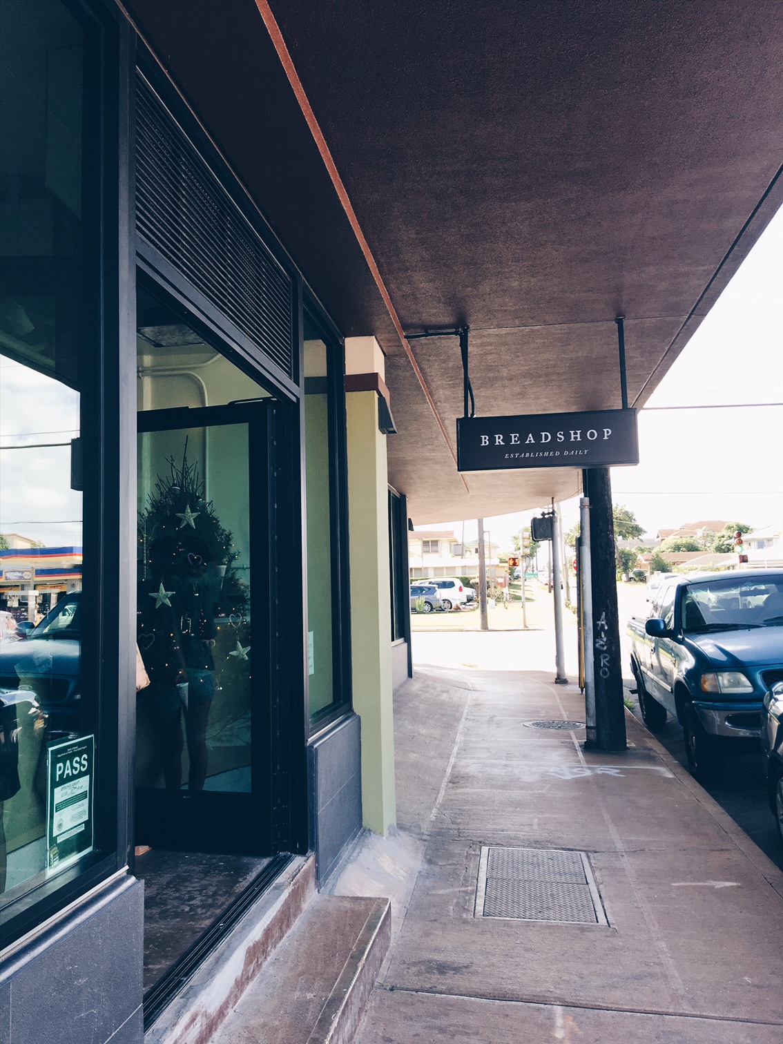 Hawaii Mom Blog Now Open