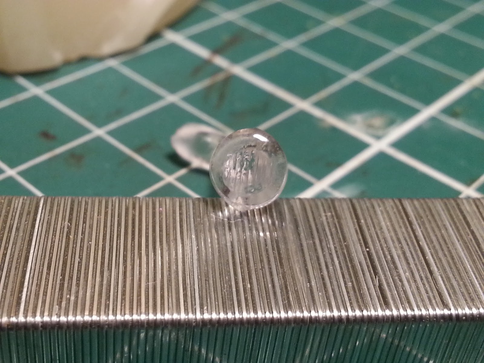 Dave's Model Video tutorial How to make a clear headlight