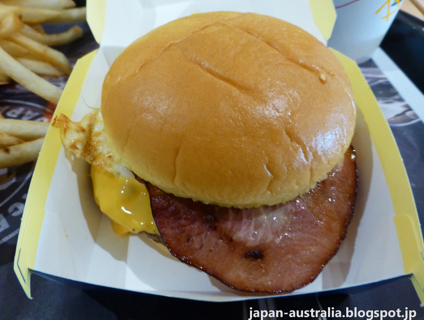 Japan Australia Tsukimi Burger 2016 McDonald’s Japan