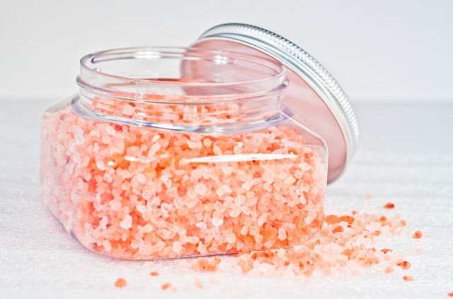 How to Inhale Himalayan Pink Salt to Help Remove Mucus, Bacteria and Toxins From Your Lungs Himalayan%2BPink%2BSalt