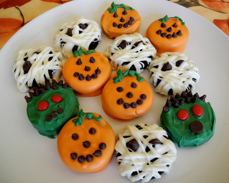 A Song of Sixpence: Halloween Cookies