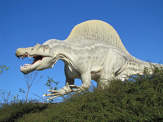 Spinozaur (Spinosaurus)