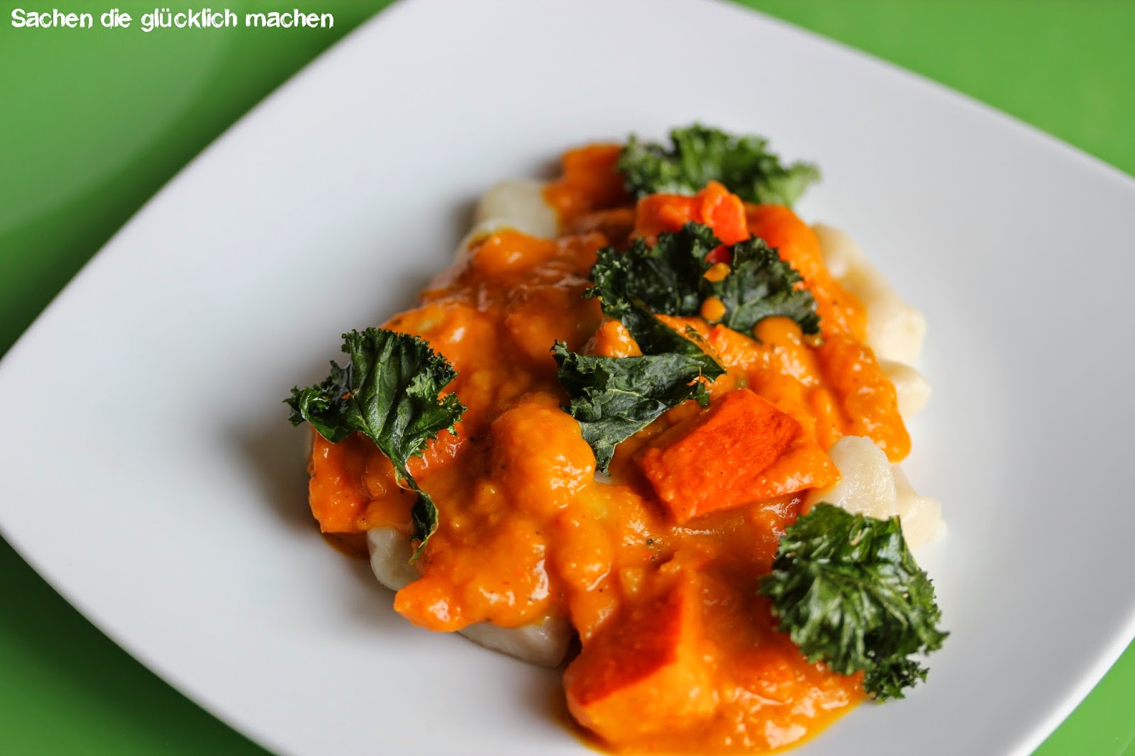 Sachen die glücklich machen: Gnocchi mit pikanter Kürbissauce und ...