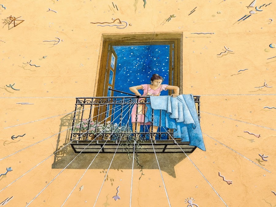 Trampantojos y Murales. Embajadores. Madrid.