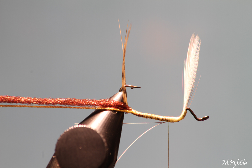 Päiväntasaajan Perhokerho Ylösalaisin Swedish Dry Fly Hook