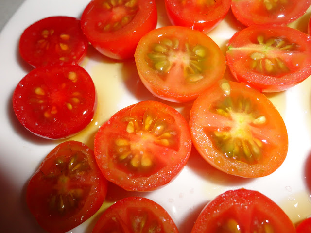  TOMATES CHERRY PARTIDOS PREPARADOS EN ENSALADA