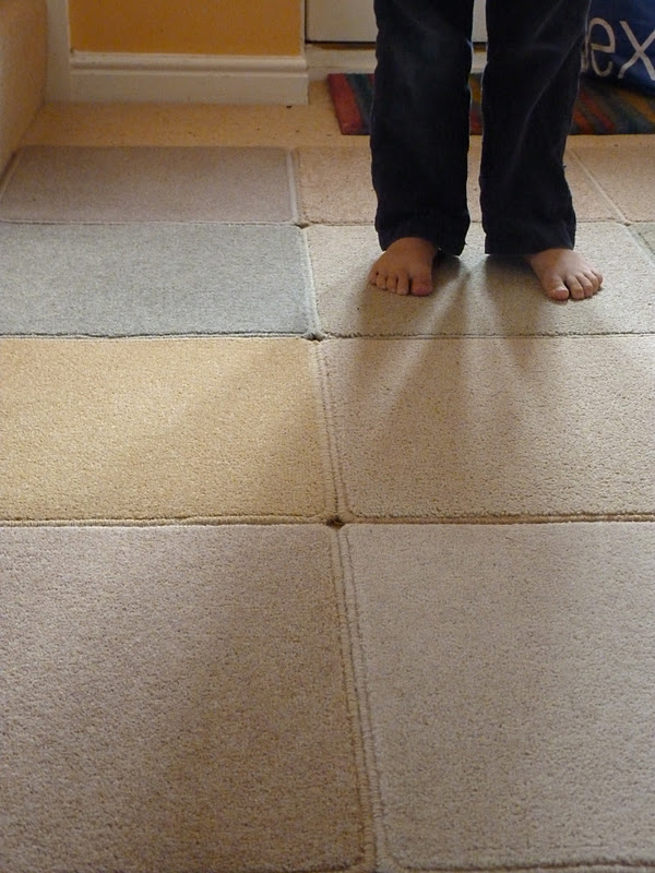 Things[Hand Made] recycling carpet samples.