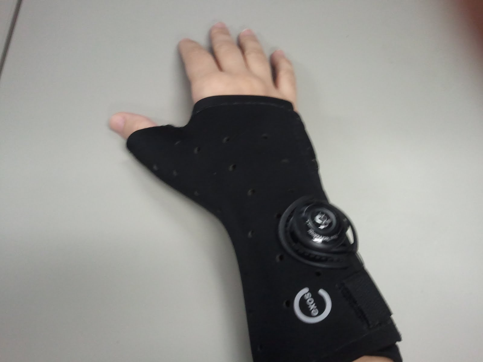 Механическая рука фэнтези аниме. Arms removed. 5. Иллюзия чар для оружия вов 3. Полная кибернизация тела.