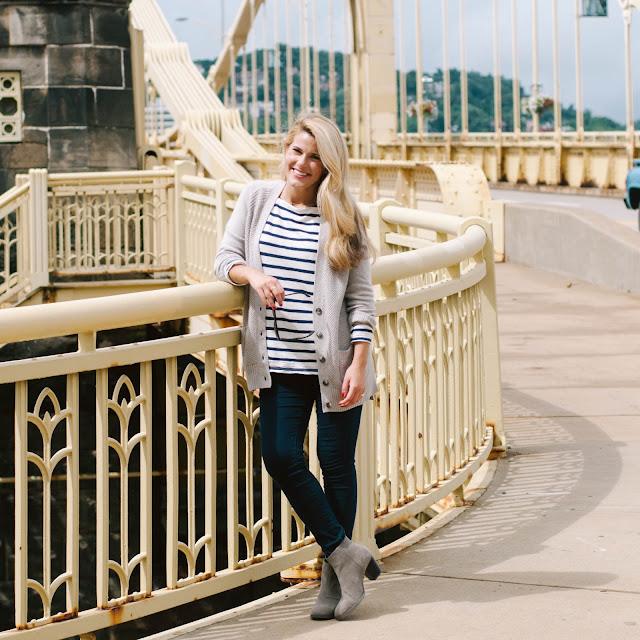 Old Navy Cardigan with striped tee and rockstar skinny jeans and grey booties on a pittsburgh bridge