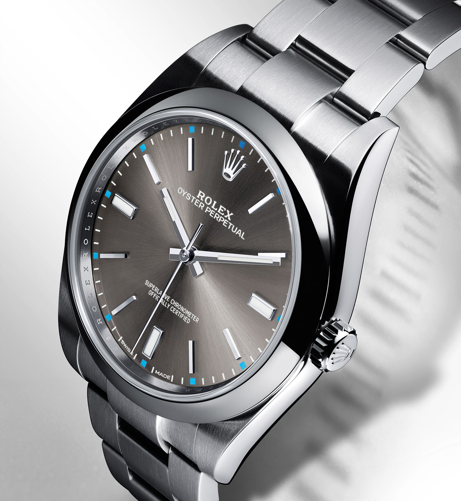 Oyster Perpetual 39 - The Larger, Facelifted Entry Level Rolex Oyster ...