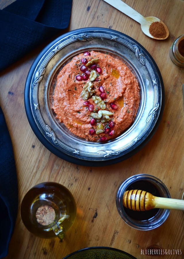 MUHAMMARA, SALSA SIRIA DE PIMIENTOS Y NUECES