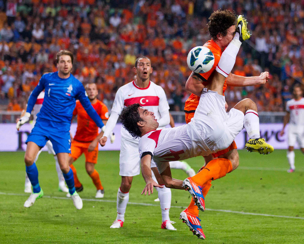 Off sports. Milli Monac.