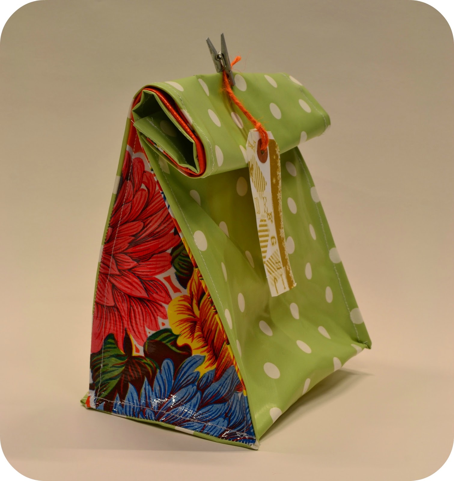 SW Craft Club Oilcloth Lunch Bag Tutorial