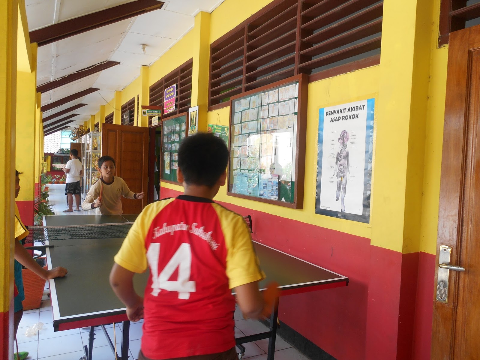 Kegiatan Tenis Meja SDN CISAAT SDN CISAAT