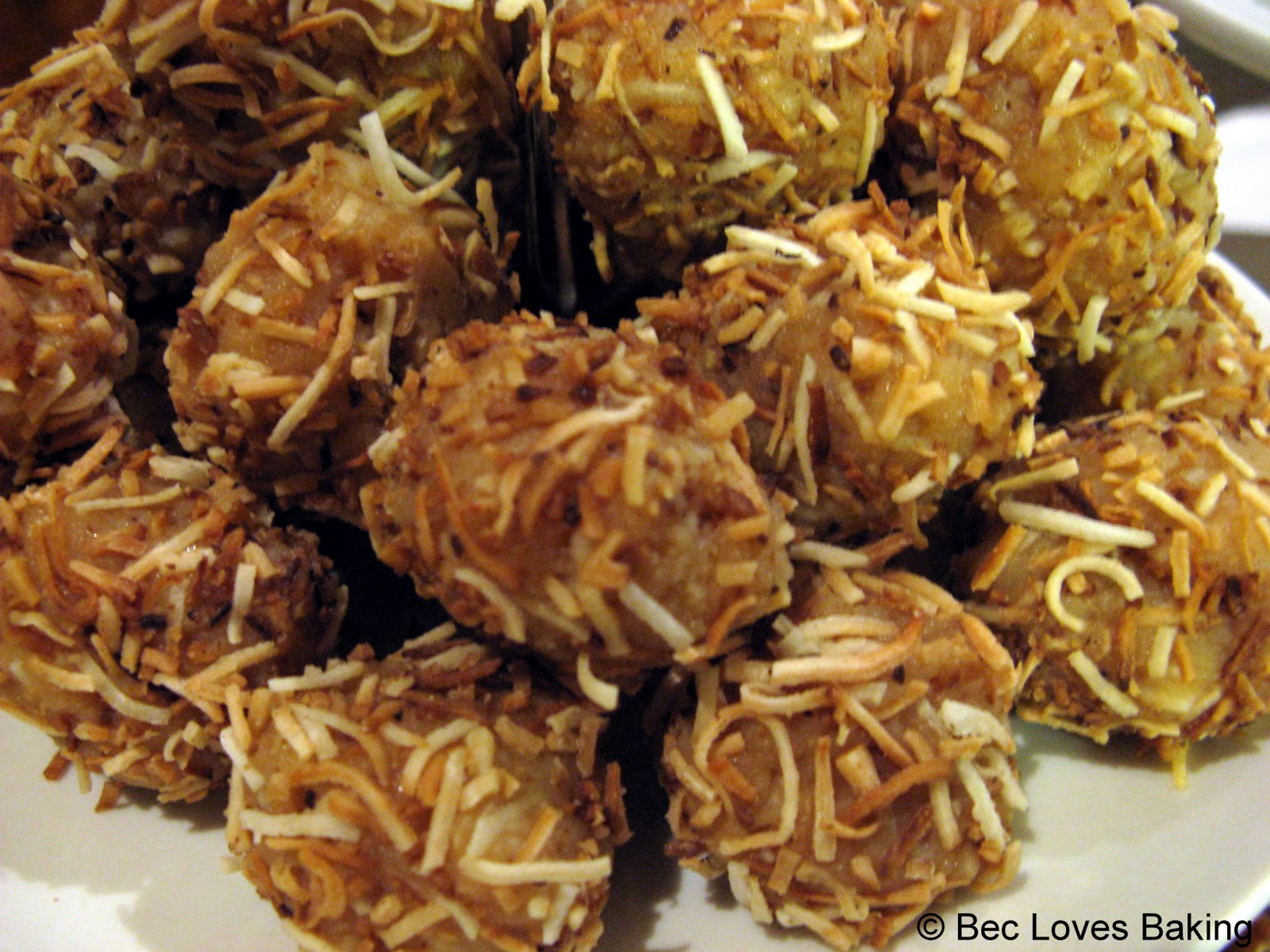 Bec Loves Baking Caramel Coconut Fudge