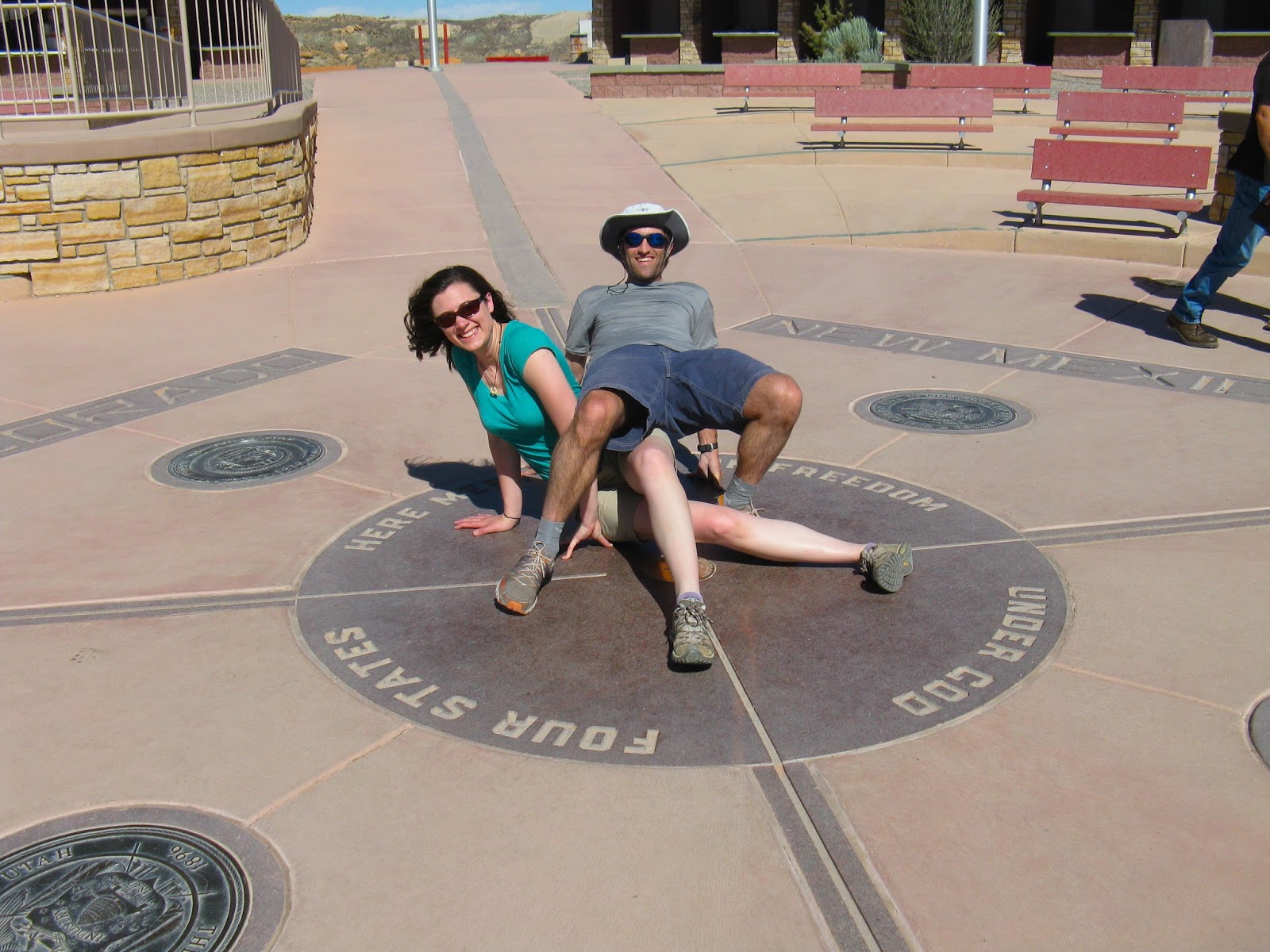 Lakewood's Wanderings and Scribbles.: Traipsing Through the Desert