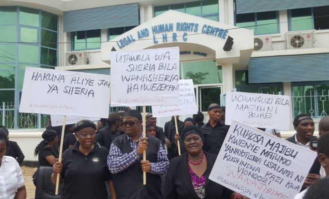 BREAKING NEWS: Tundu Lisu na LHRC  Waungana Kupinga Kuvamiwa na Kulipuliwa Ofisi ya Mawakili