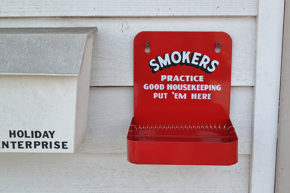 HOLIDAY GENERAL STORE SMOKERS Wall Ashtray
