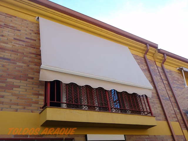 Instalación de un toldo portada motorizado en Valdemoro - Madrid. Toldo%2BPortada%2BValdemoro%2B %2BMadrid%2B%25281%2529