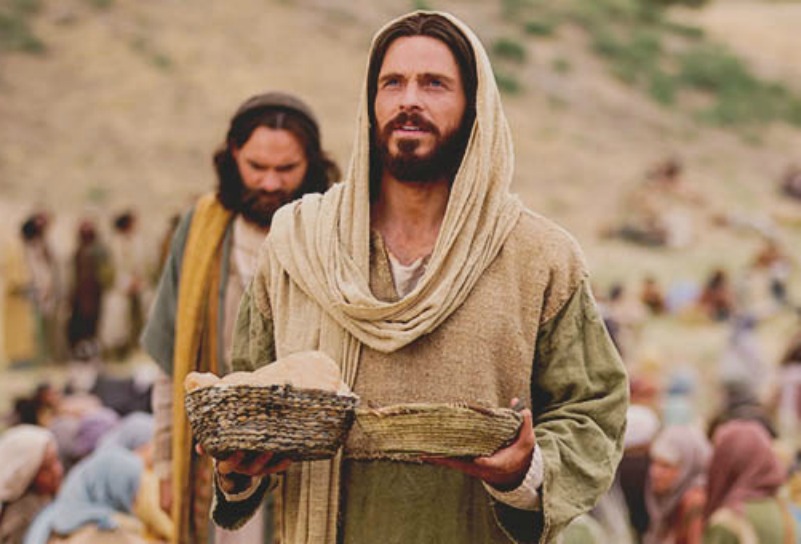 jesus-alimenta-a-cinco-mil-hombres