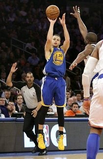 Hoops And Style: Knicks vs Warriors: Unbelievable Game for Stephen ...