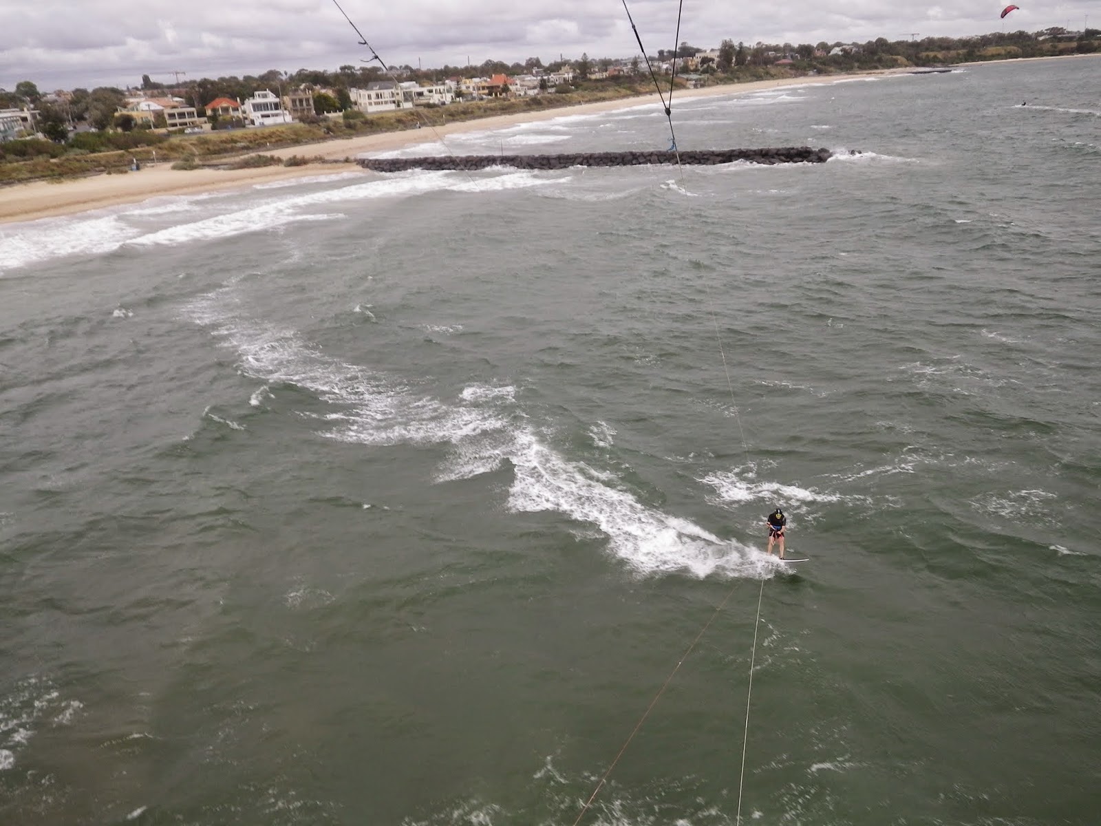 Peter's kitesurfing blog Late stiff breeze at Hampton kitesurfing is