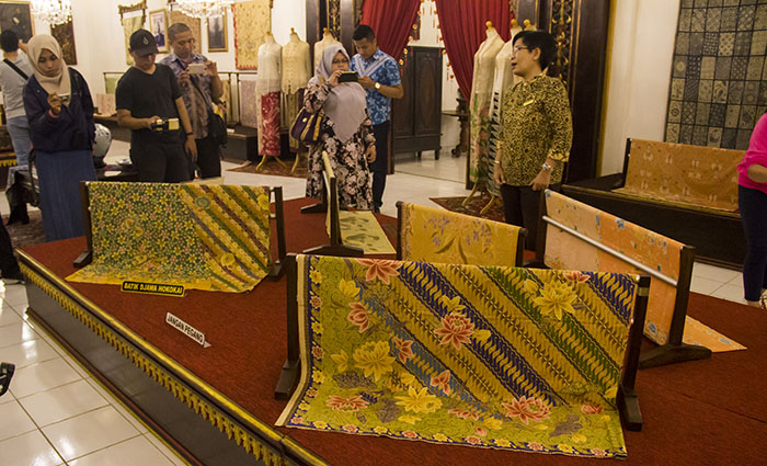 Batik Djawa Hokokai