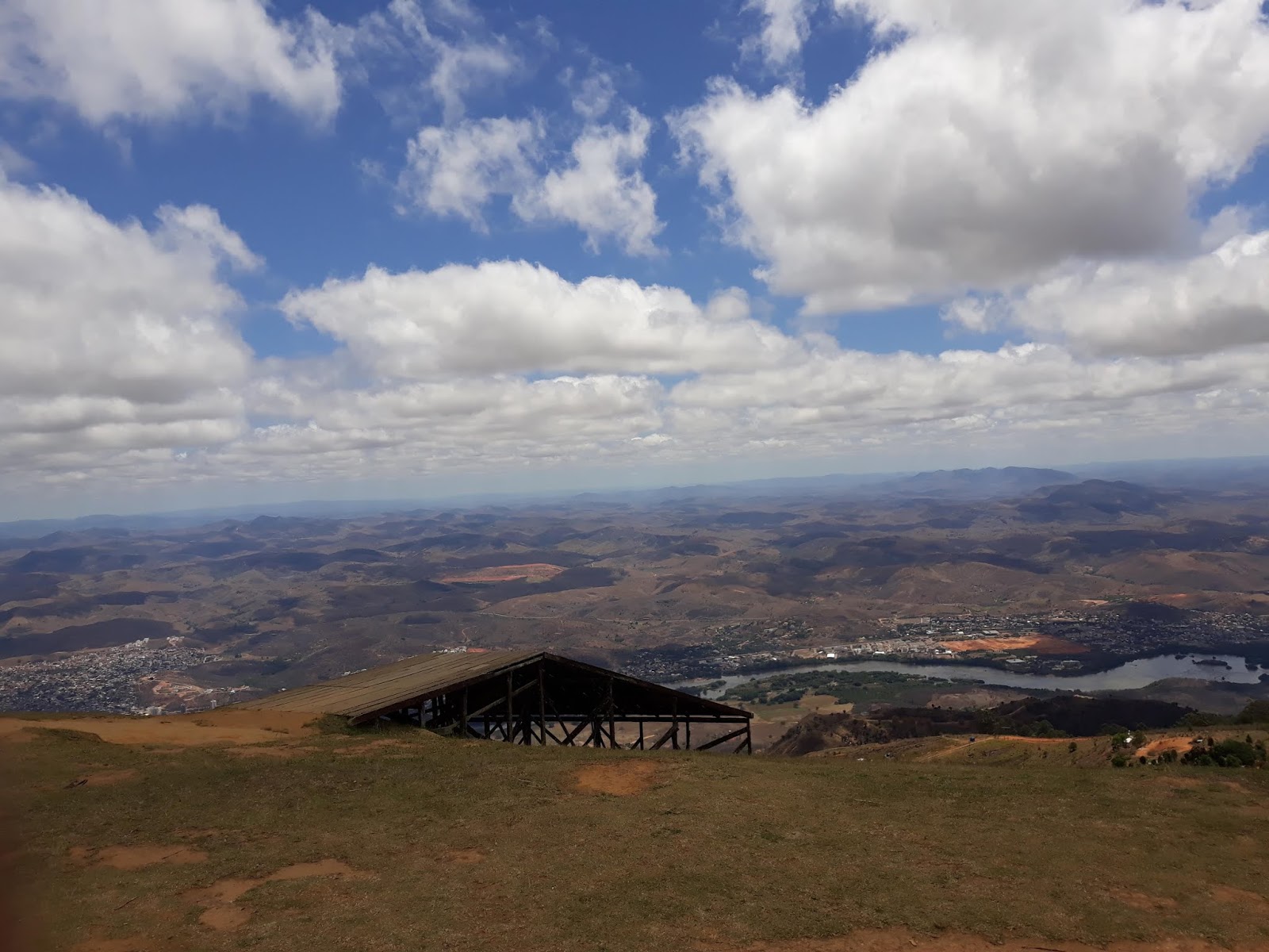 Lljj Governador Valadares e Família