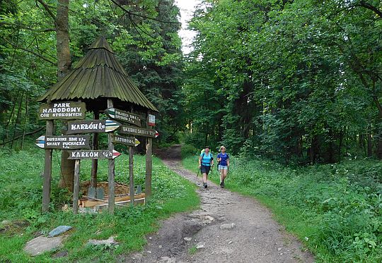 Stąd do Karłowa został już tylko kwadrans marszu.