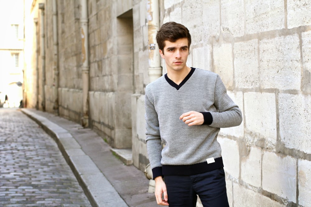 HOALEN-pull-Acne-Studios-Manteau-laine-Chino-marine_Richelieu-clou_Martin-Margiela-édition-limite_Pullin-chaussettes-pois-étole-aztèque_BLOG-MODE-HOMME-Mensfashion-Style-Preppy-Paris-Dandy2