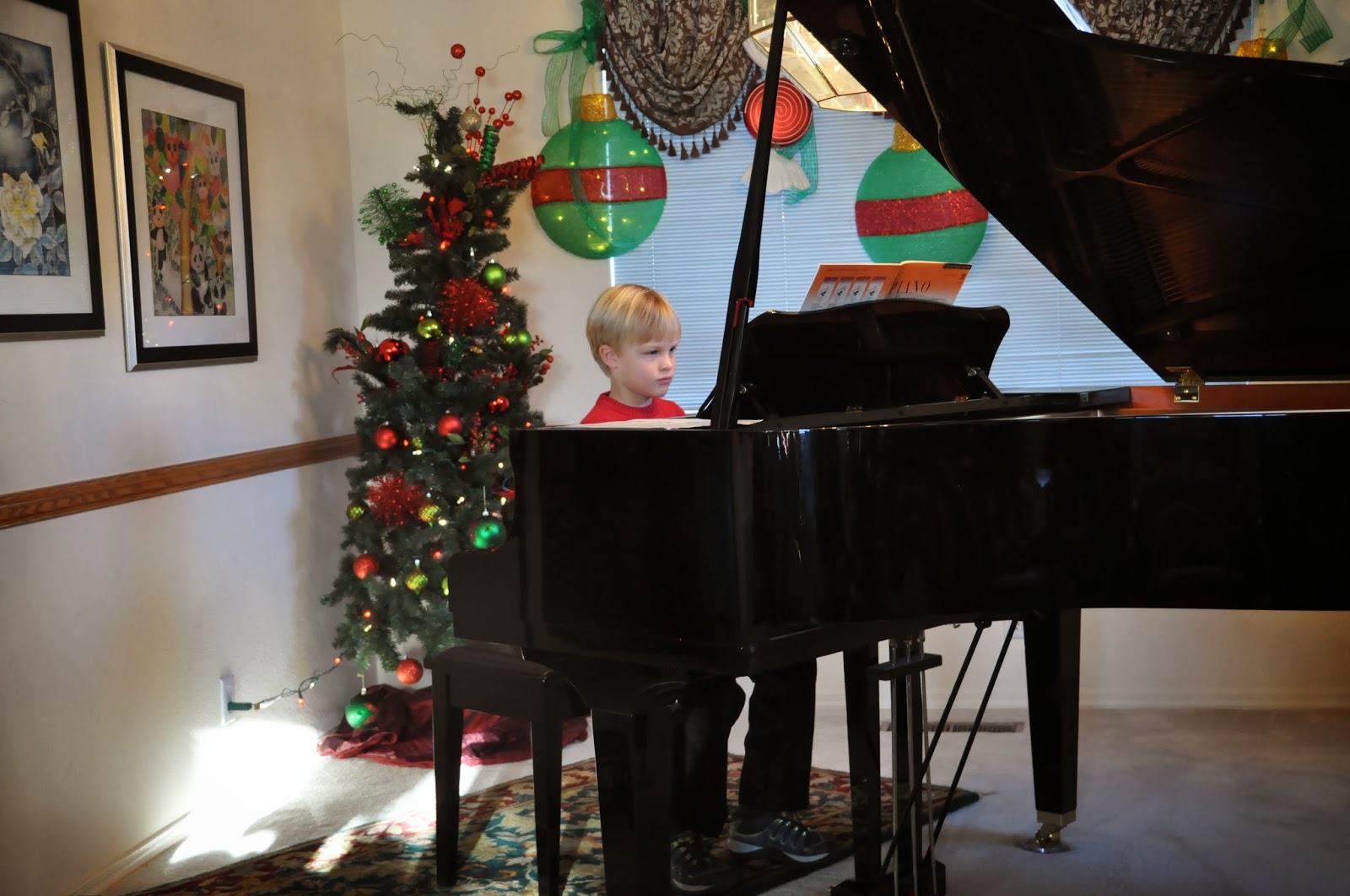 Adventures of the Girls and their Little Brother: Christmas Piano Recital!