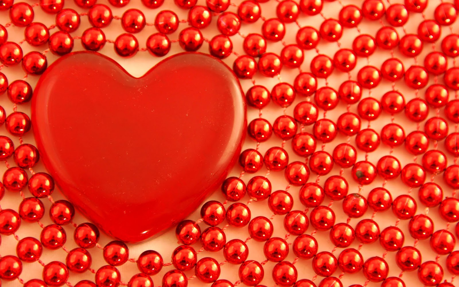 Сердце ее сильно билось. Люблю тебя. I Love you картинки красивые. Пуговица сердце стекло красное. 3d Glass Heart.