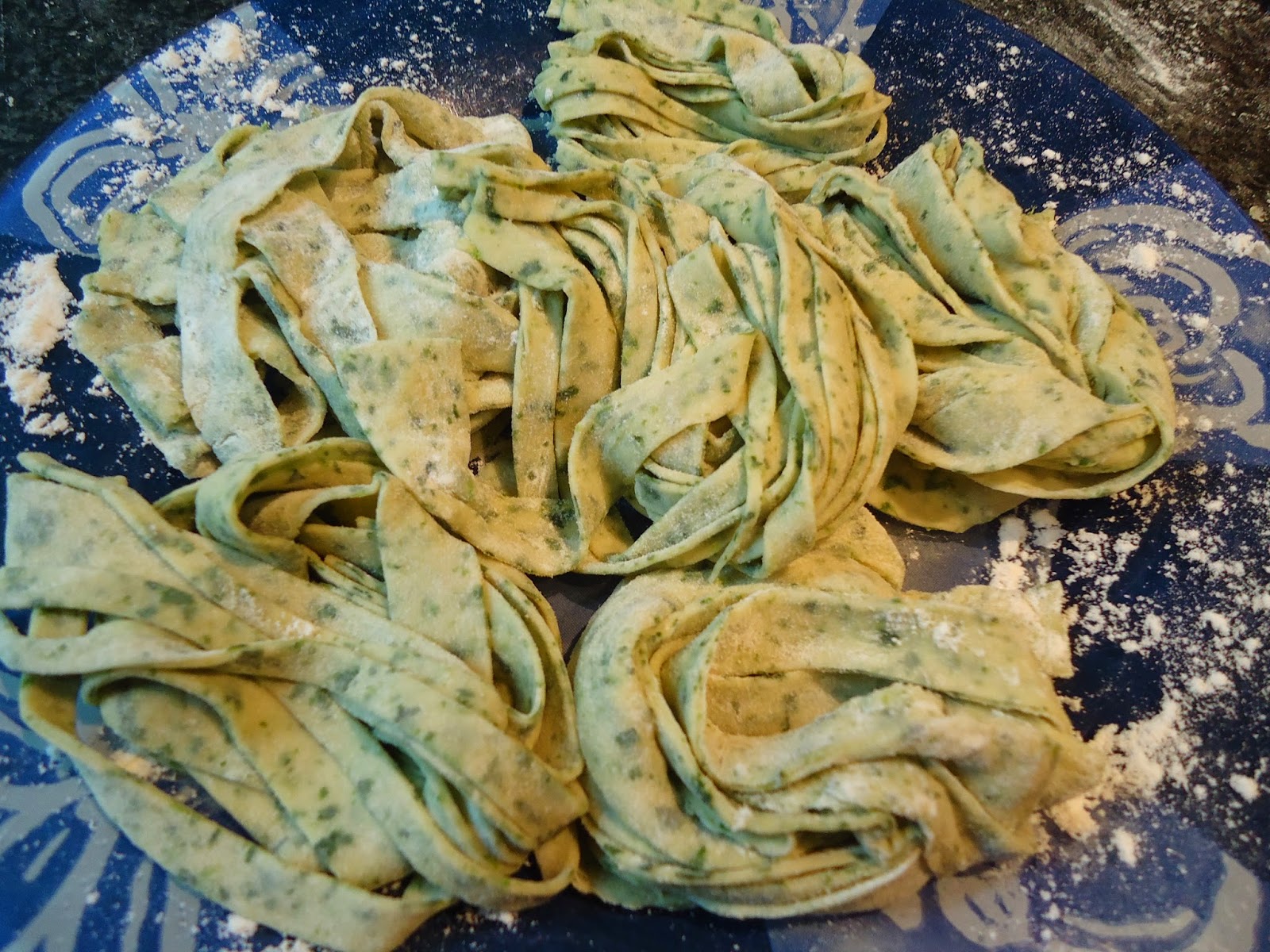 VEGANO Y DELICIOSO PASTA FRESCA DE ESPINACAS