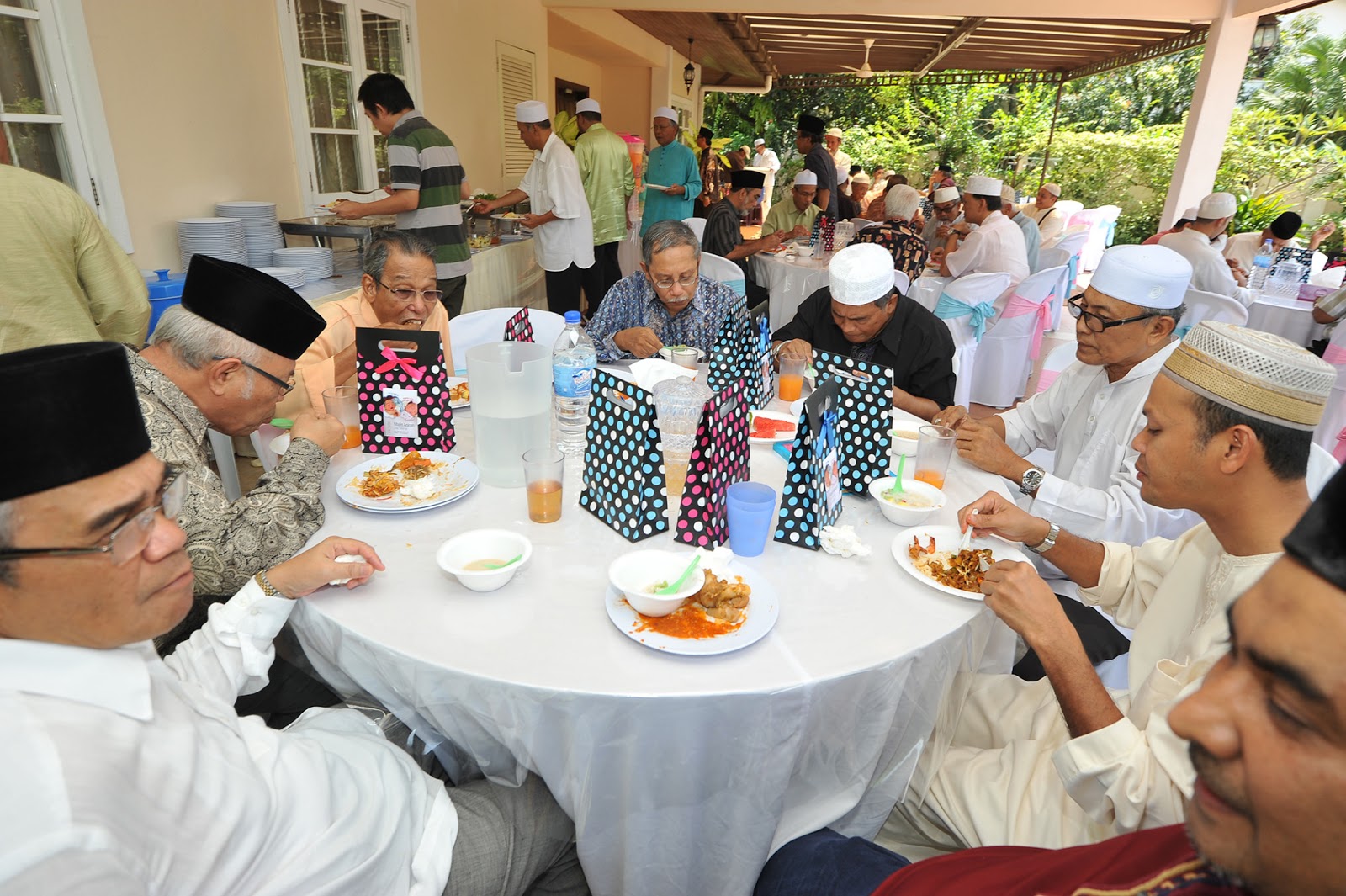 Where The Mind Speaks Its Thoughts.: 2-In-1 Aqiqah