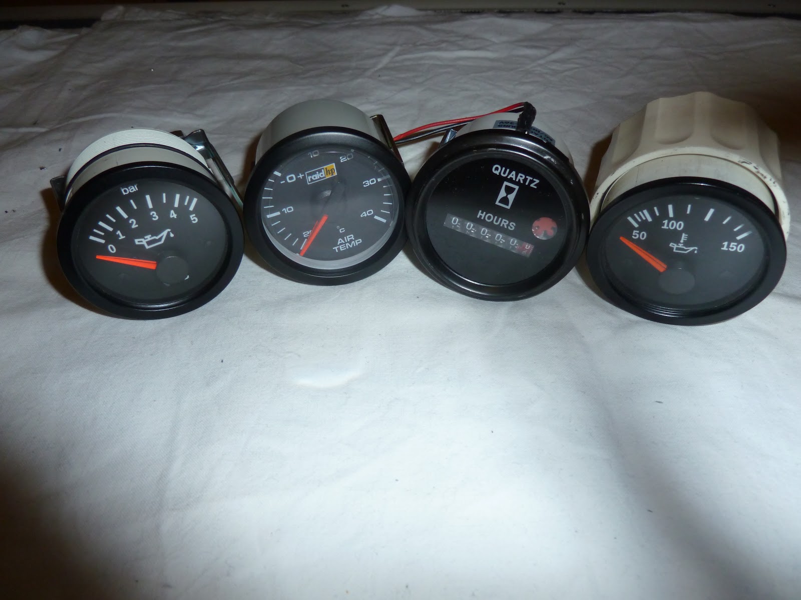 Hellblauer 03er Zusatzinstrumente