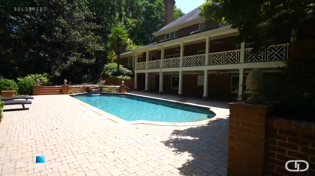 37 Interior Design Photos vs. 6000 Winterthur Ridge, Atlanta Luxury Home Tour