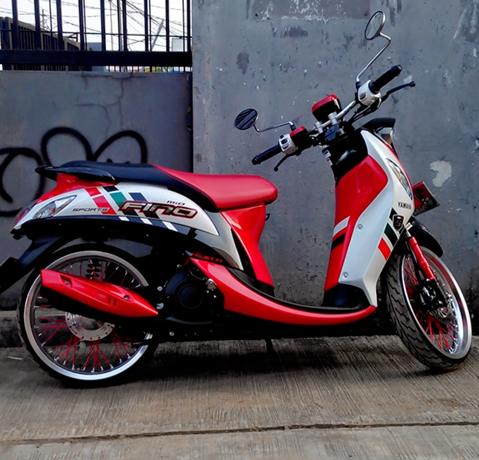 Koleksi Modifikasi Motor Mio Sporty Velg 14 Terbaru Kampong Motor