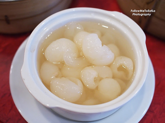 Chilled Longan with Sea Coconut