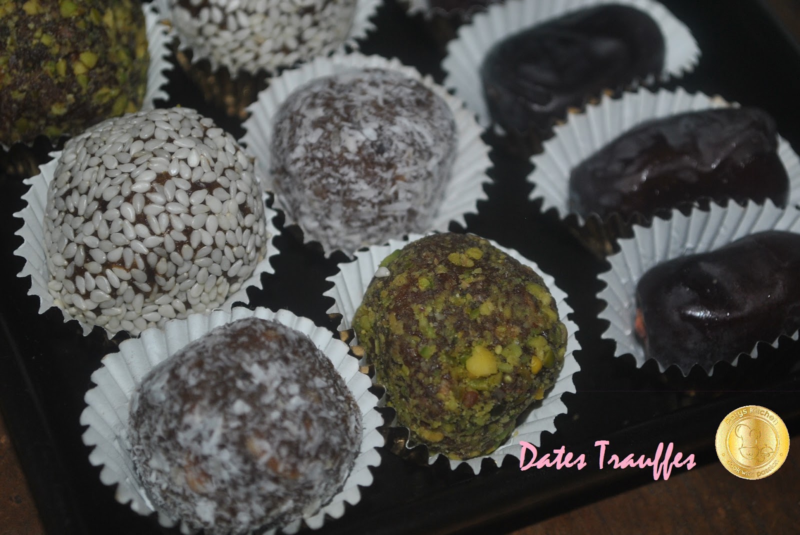 PATYSKITCHEN IFTAR TREAT KUWAIT STYLE DATES TRUFFLES / TRUFFLES KURMA