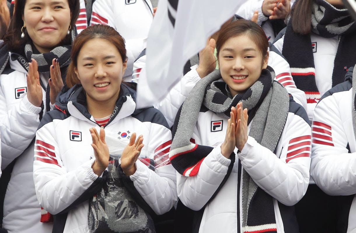 Спортсмены южной кореи. Южная Корея на зимних играх. Зимние Олимпийские игры в Южной Корее. Спорт в Корее. Корейский Сочи.