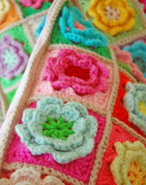 Crochet Flower Square - Free Pattern