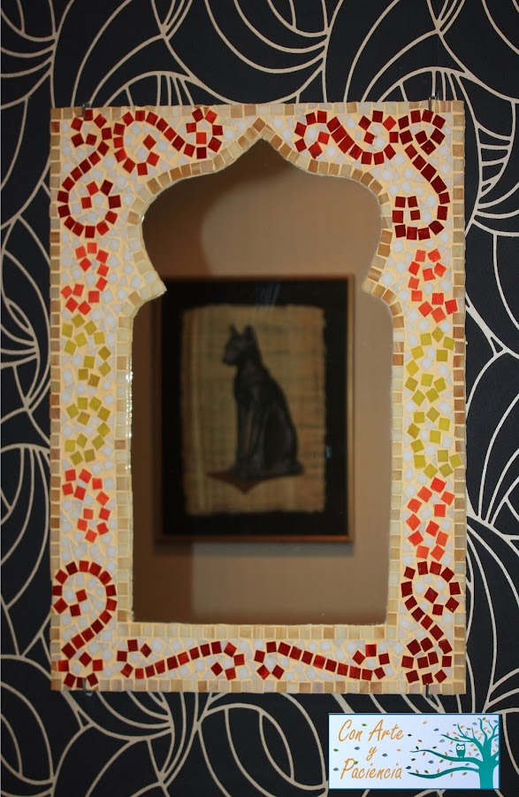 espejos,mano,mosaico,teselas,pinzas,pendientes,madera,tela,servilletas,