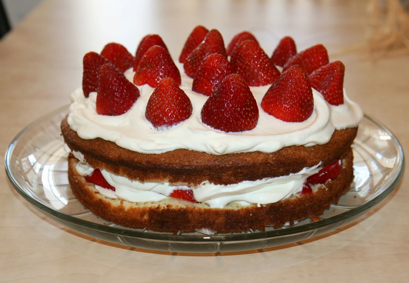 A la Sauce FrancoQuébécoise Le meilleur shortcake aux fraises de Ricardo