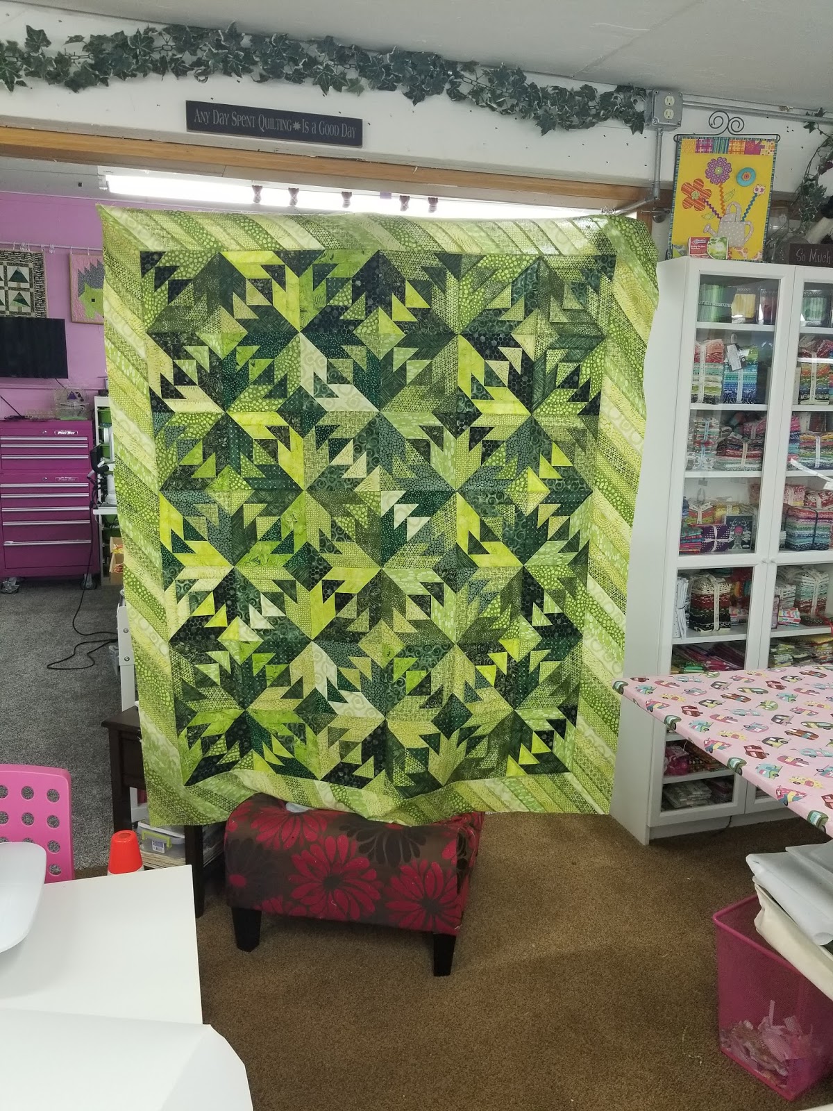 52 Quilters Week 23 Mindy Reeves Monday Memorial Day