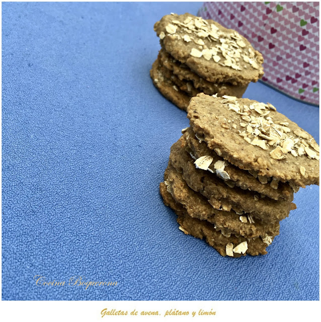 Galletas de avena, plátano y limón