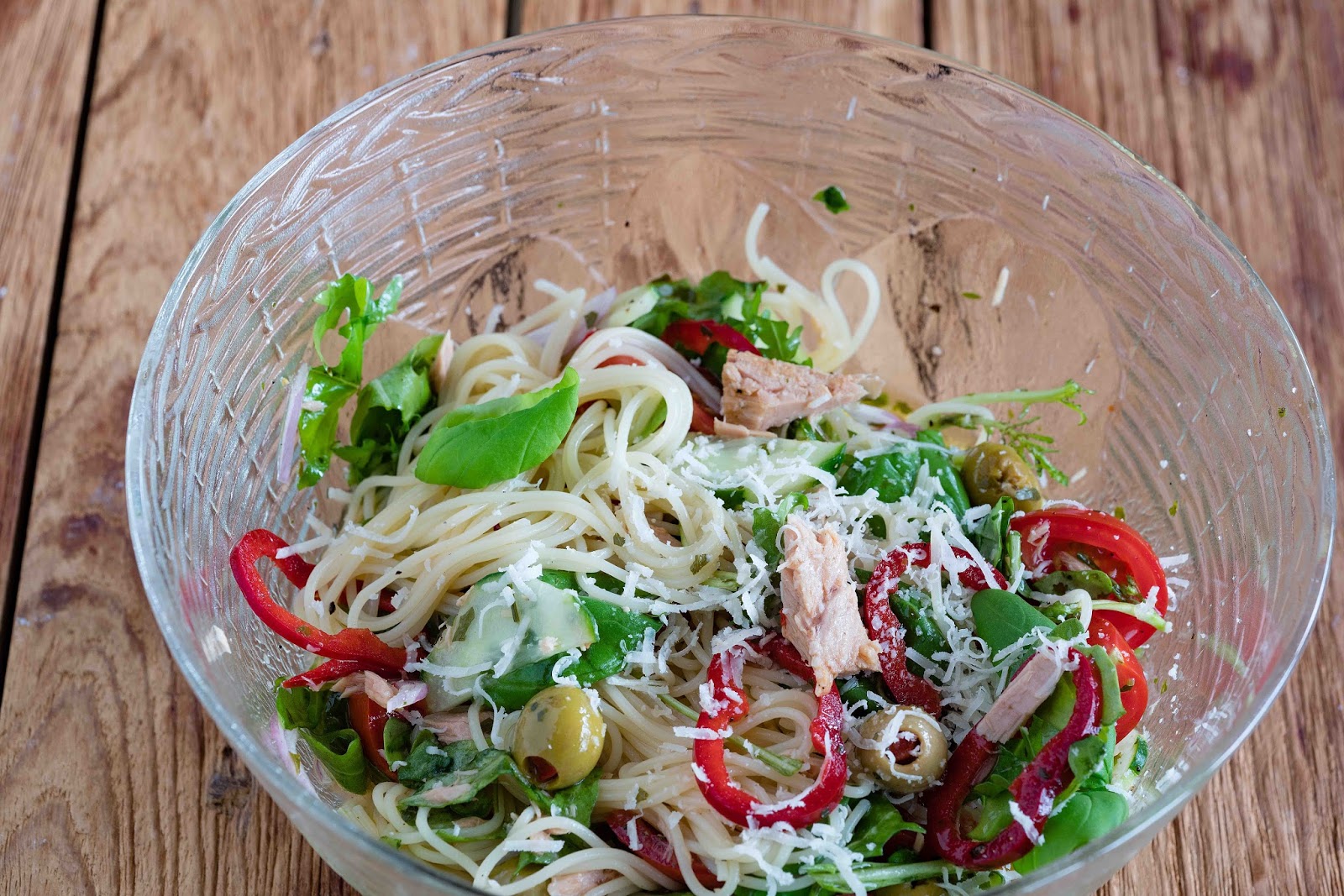 stuttgartcooking: Lauwarmer Spaghetti-Salat mit Allerlei